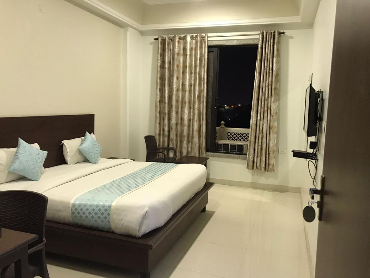 Jeenmount Heritage Boutique Hotel Jaipur Bagian luar foto