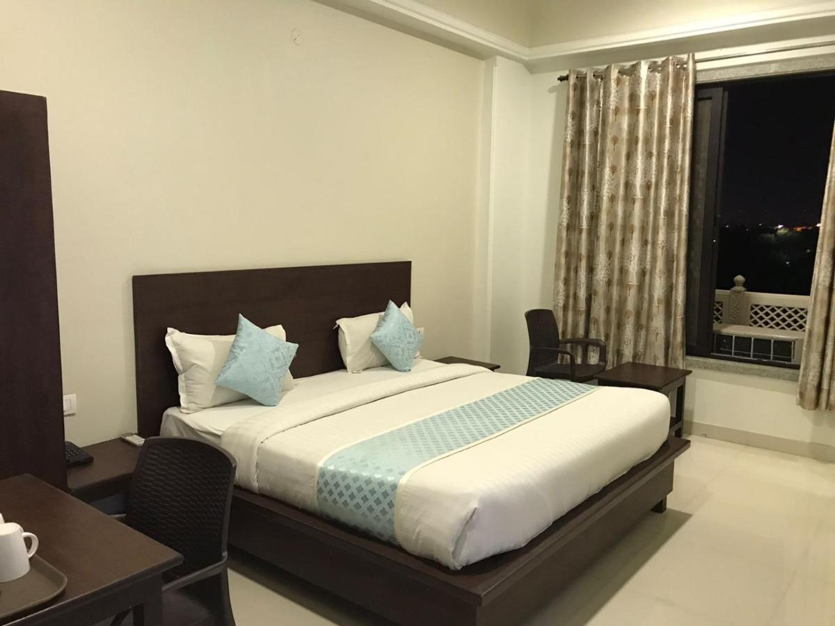 Jeenmount Heritage Boutique Hotel Jaipur Bagian luar foto