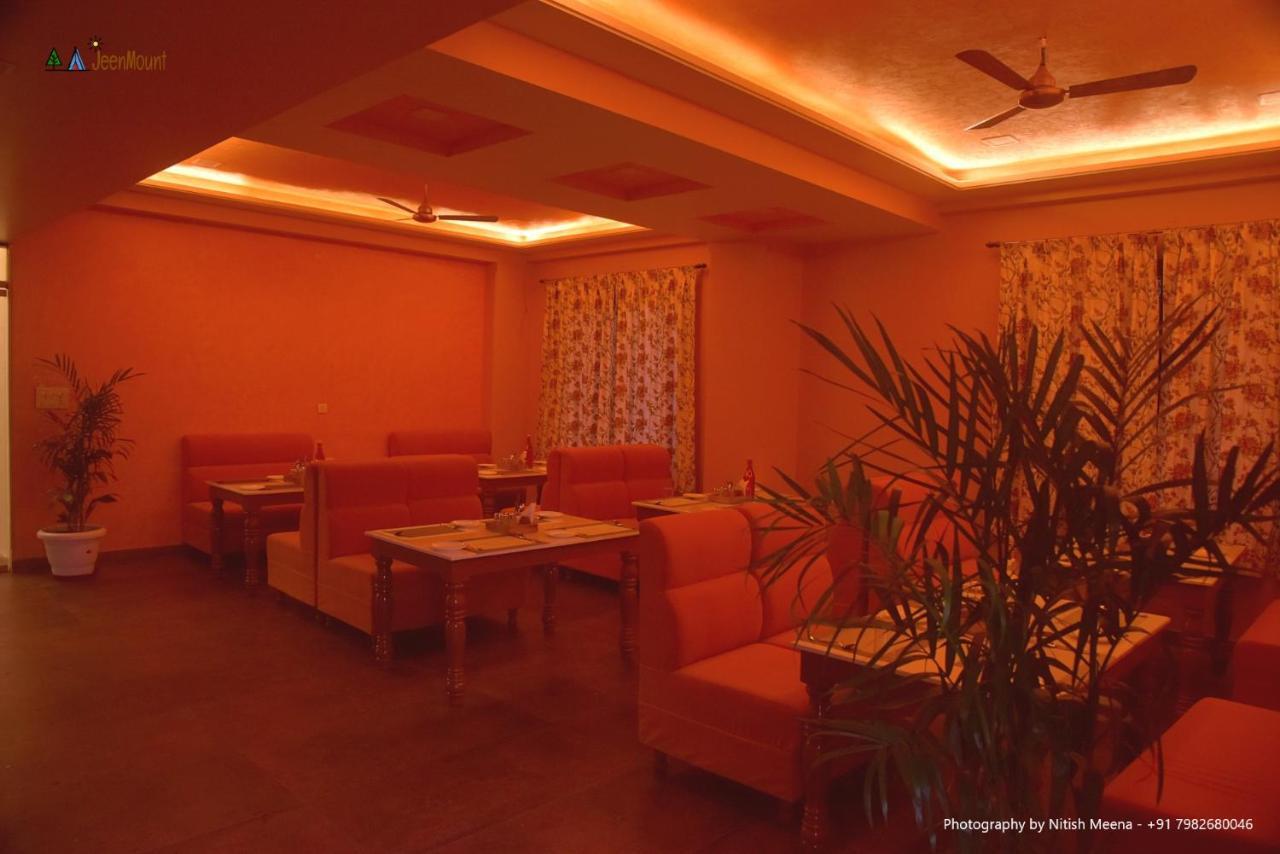 Jeenmount Heritage Boutique Hotel Jaipur Bagian luar foto